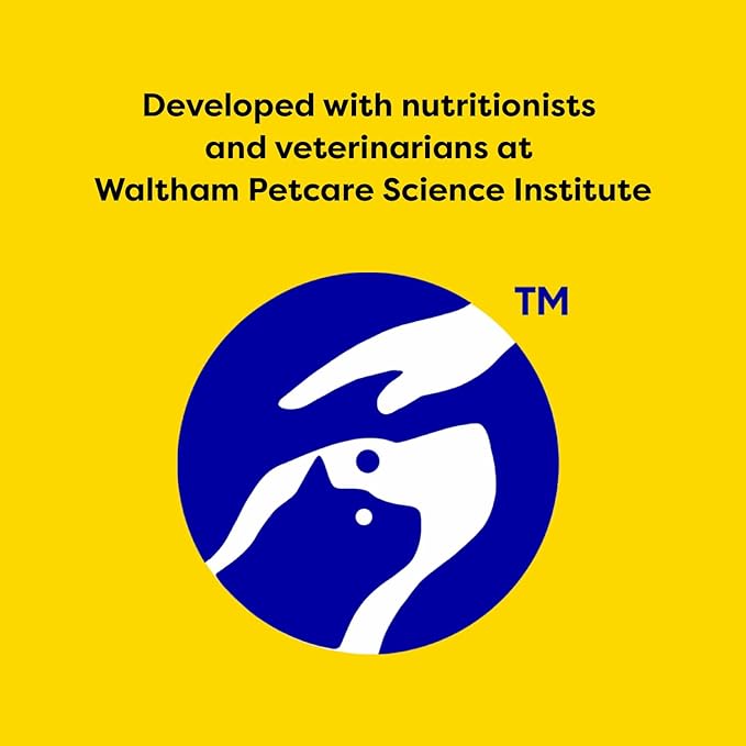 Temptations Classic Crunchy and Soft Cat Treats Tempting Tuna Flavor, 16 oz. Tub