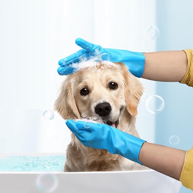Pet Grooming Gloves，Heat-Resistant Silicone Gloves with High-Density Teeth for Enhanced Massaging and Bathing of Dogs and Cats (Blue, 1 Pair)