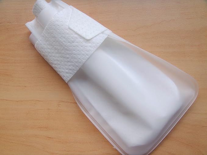 Outdoor Water Proof Cover. Slides Over MediMitts for Dogs paw (which are Sold Separately) Fastens with Medimitt Strap. Useful for hot Spots, Allergies and More. Value 20pack (Medium)