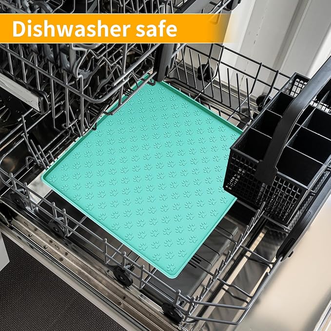 Ptlom Pet Placemat for Dog and Cat, Waterproof Non-Slip Silicone Feeding Bowl Mat Prevent Food and Water Overflow, Puppy Dish Feeder Fountain Trays Suitable for Medium and Small Pets, Green