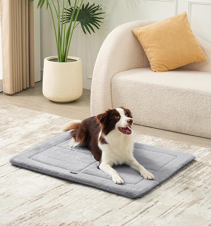 Made4Pets Dog Crate Pad Bed for Small Dogs, Washable & Reversible, Anti-Slip Kennel Mat for Cozy Sleeping, Soft Fluffy Dog Bed for Indoor & Outdoor Use, 24"x18", Gray